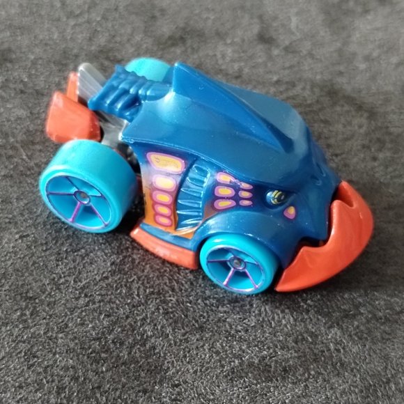2009 Hot Wheels Piranha Terror Mattel - Picture 3 of 5